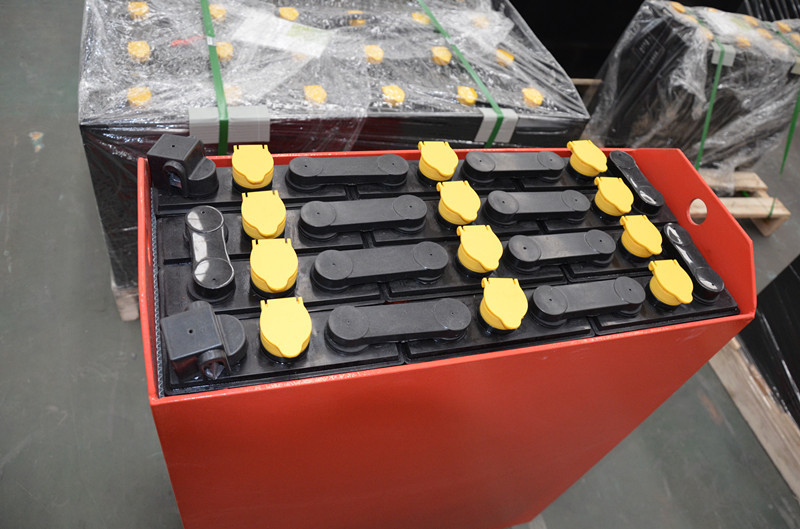 3PZS240堆高车电池